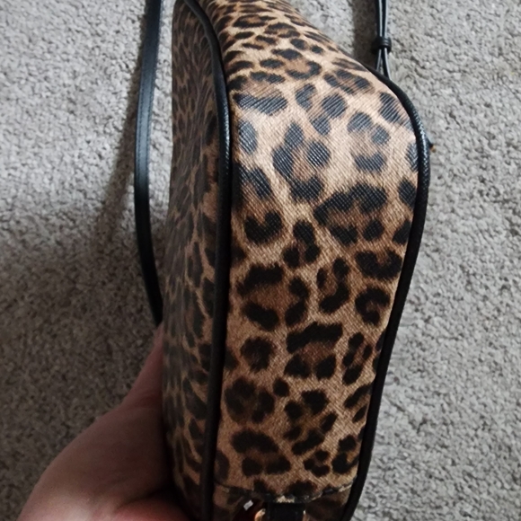 Michael Kors Crossbody Bag - Picture 5 of 7